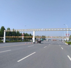 江西交通龙门架